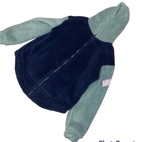 fluffy jacket - Picture 1 of 5